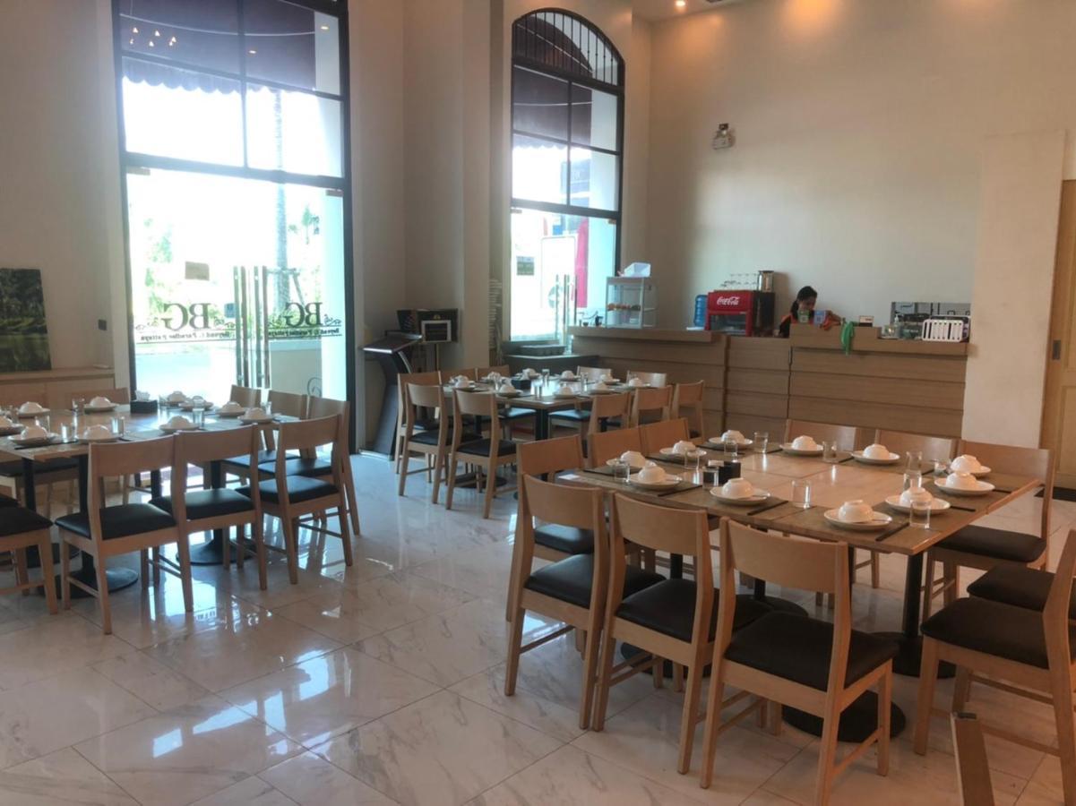 Espana Condo Resort Pattaya Evt Pantai Jomtien Luaran gambar