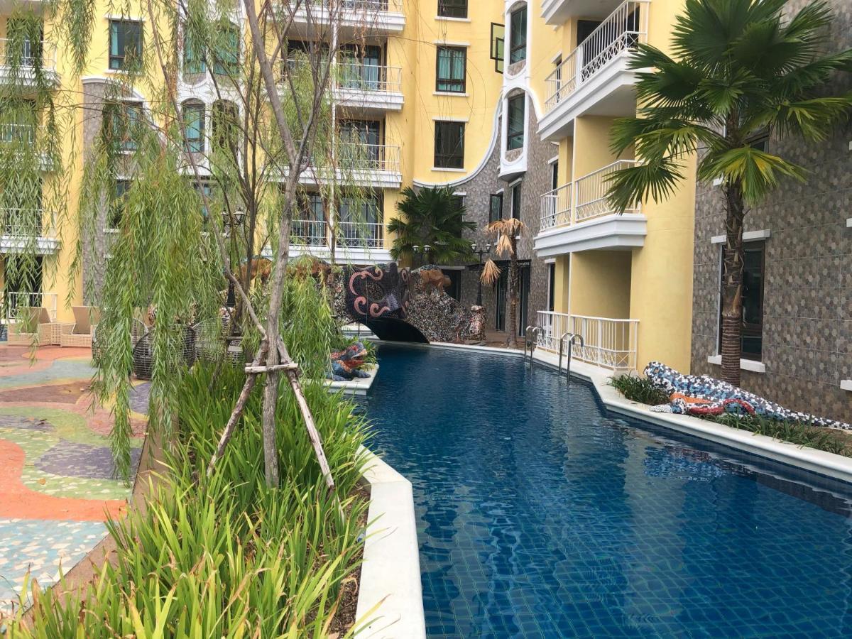 Espana Condo Resort Pattaya Evt Pantai Jomtien Luaran gambar